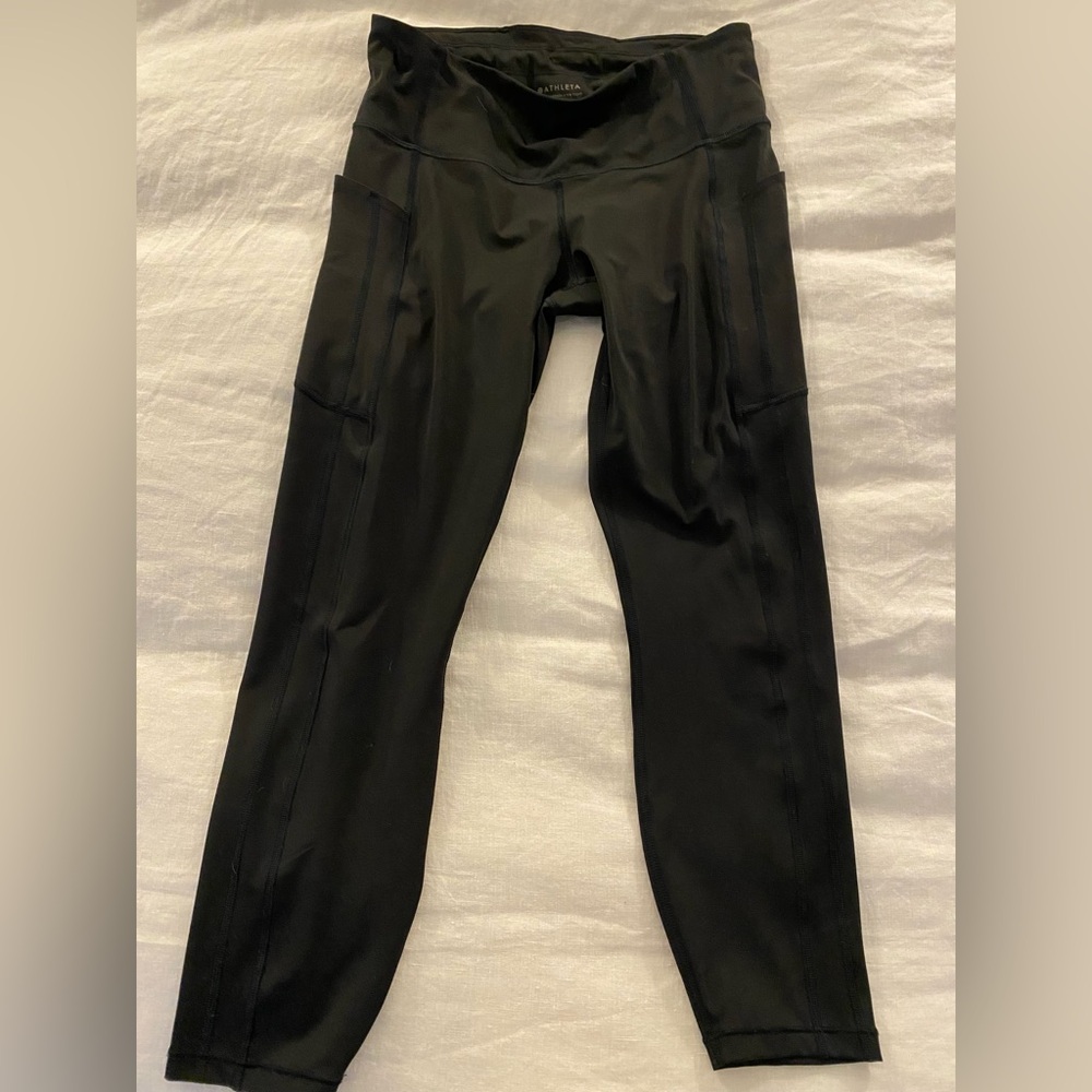 Athleta Ultimate Stash ii 7/8 tight